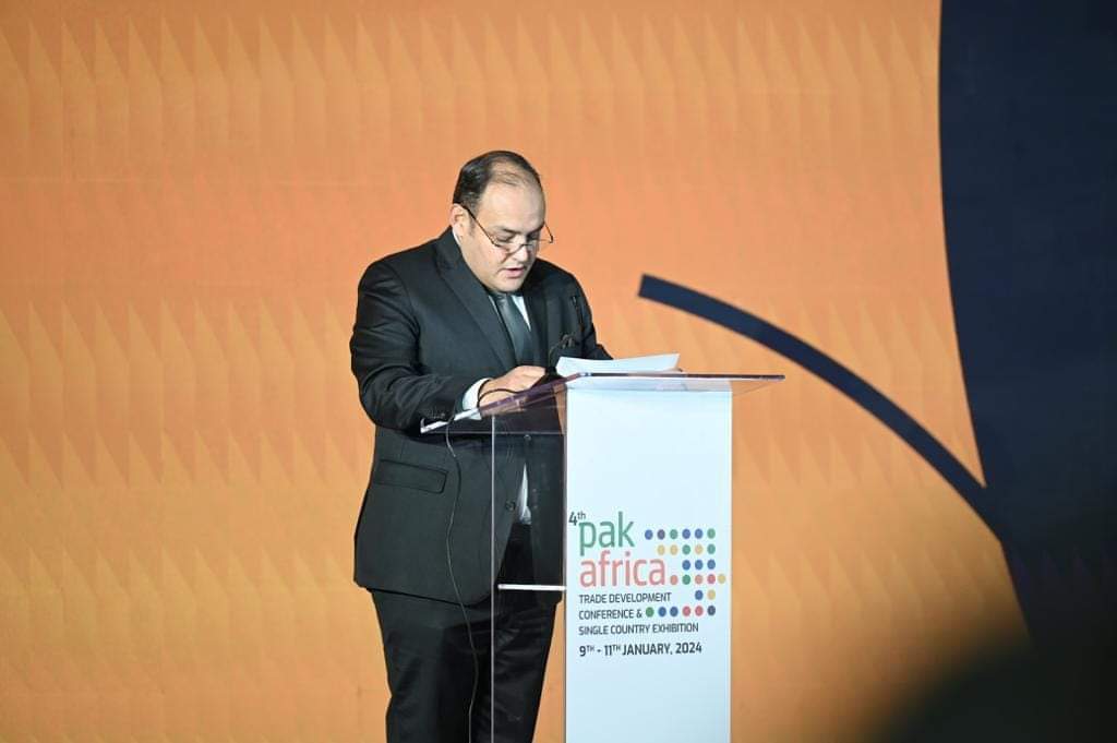 وزير الصناعة يفتتح فعاليات مؤتمر تنمية التجارة الباكستانى الأفريقى الرابع