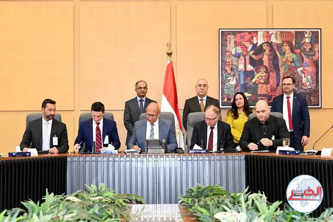 بروتوكولات بين الشركات الوطنية والعالمية العاملة بمجال إنتاج مستلزمات مشروعات قطاع المياه والصرف الصحى