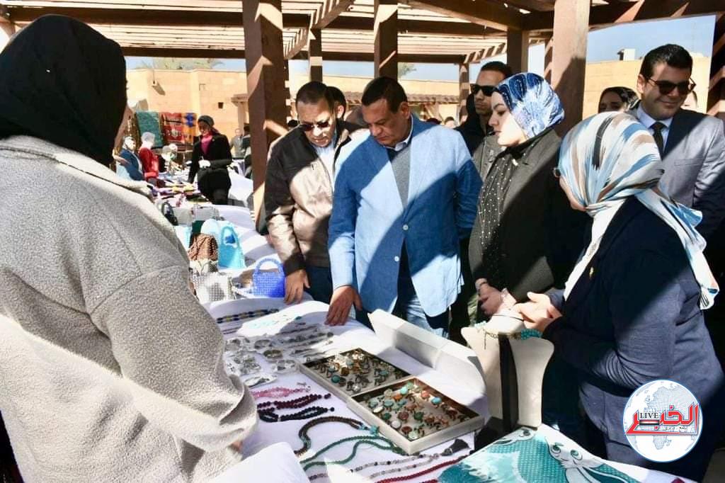 آمنة وغراب يتفقدان معرض  "أيادي مصر"  للحرف اليدوية ومسار رحلة العائلة المقدسة بالشرقية 