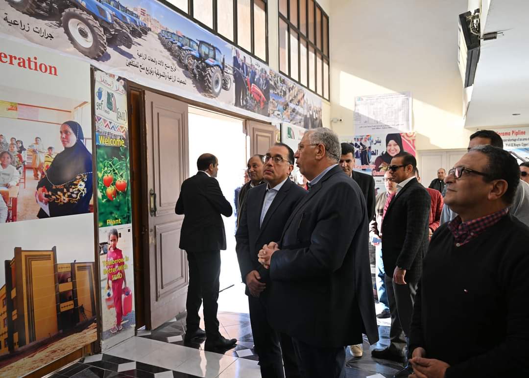 رئيس الوزراء يتفقد مشروعات الإنتاج الزراعى والحيوانى بالإسكندرية والبحيرة