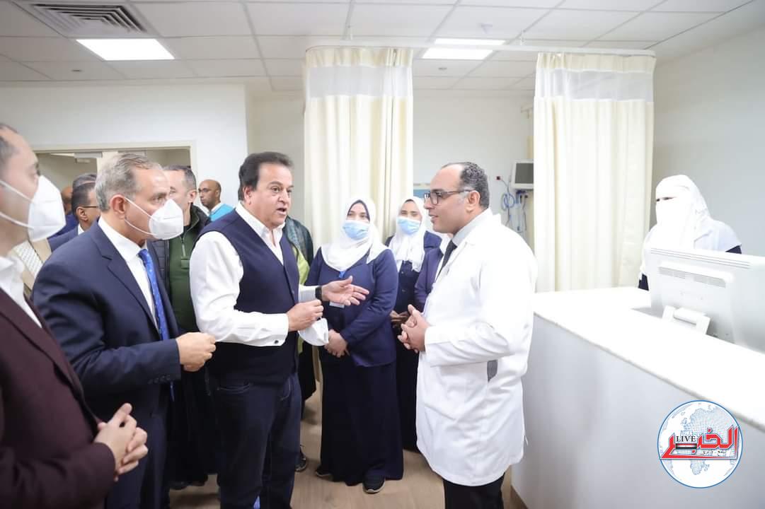 وزير الصحة يستجيب لوالدة «رضيعة» ويوجه بعلاجها في مركز غنيم لأمراض الكلى