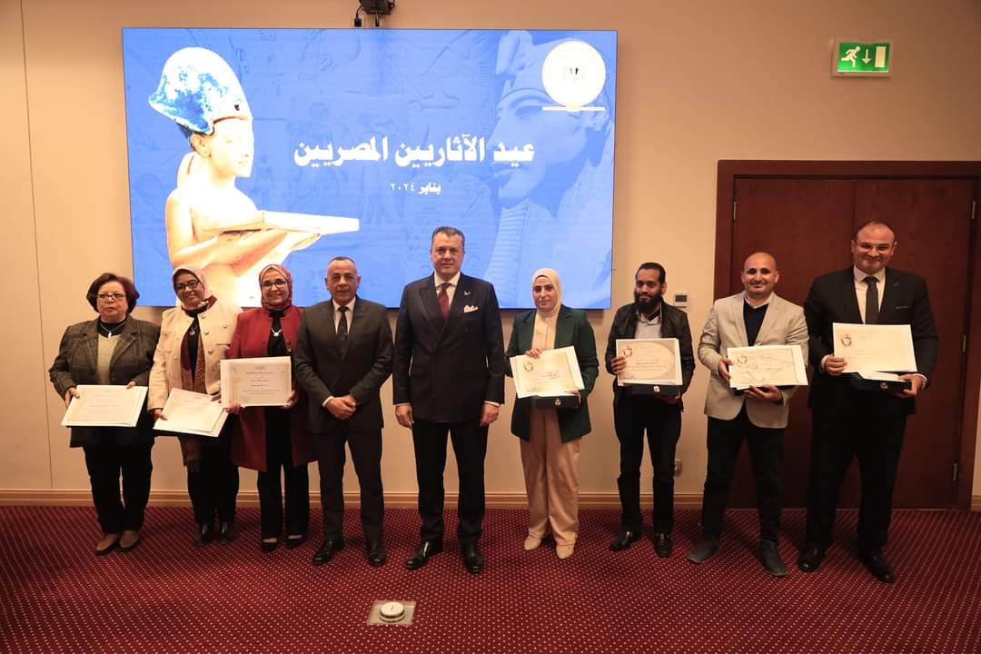 إلغاء مظاهر الإحتفالات بعيد الأثريين تضامنا مع أهالى غزة