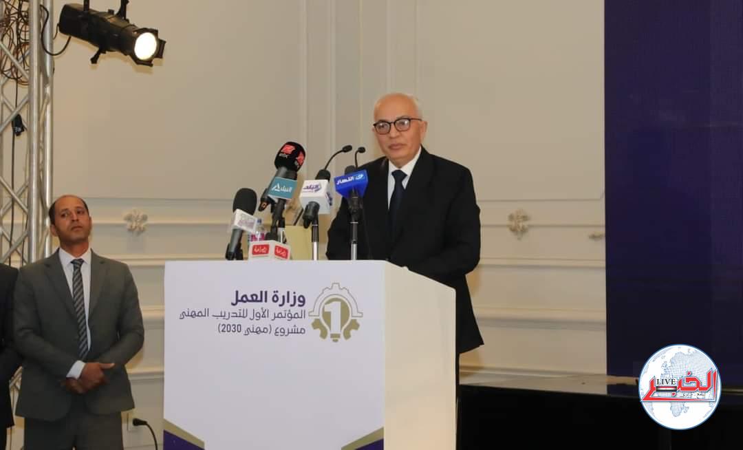 حجازى : تطوير التعليم الفنى وفق أحدث النظم العالمية