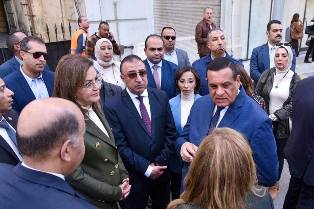 وزيرا التنمية المحلية والتخطيط ومحافظ الإسكندرية يتفقدون مشروع تطوير المتحف اليونانى الرومانى