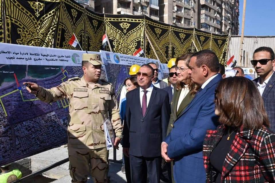 وزير التنمية المحلية : مشروعات تنموية وقومية فى مختلف المجالات الحيوية بالإسكندرية
