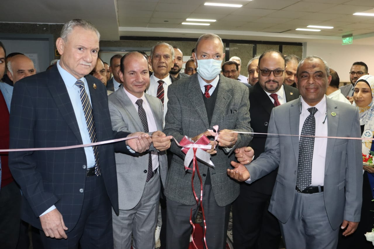 "الهجان" يفتتح وحدة عناية الأطفال بمستشفى كفر شكر التخصصى