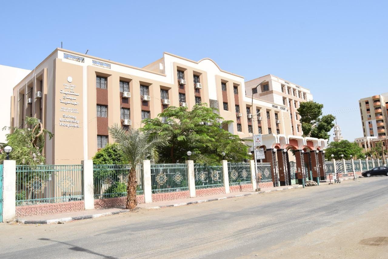 طوارئ مستشفى سوهاج الجامعى يستقبل 6350 حالة خلال ال3 أشهر الماضية