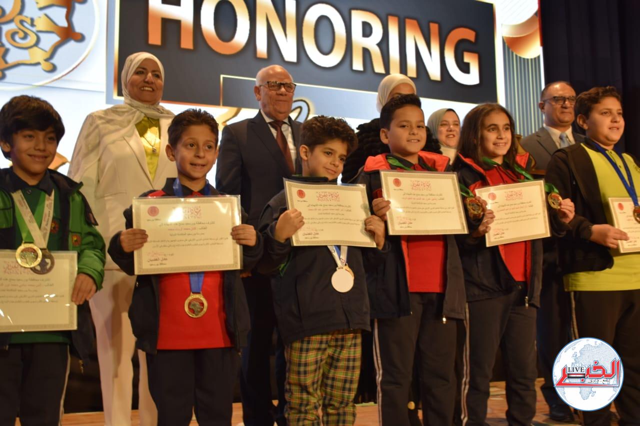 12 طالبا ببورسعيد يشاركون فى المنتدى الأفرو أسيوى للعلوم والتكنولوجيا والإبداع بجامعة البتراء الأردنية  - الخبر لايف