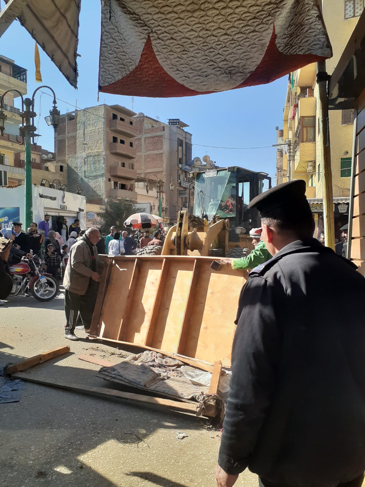 تحرير 60 محضر إشغال وإزالة 12 كشكا مخالفا..بحى غرب شبين المنوفية 