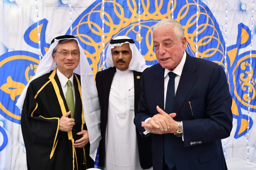 جمل وعباية بدوية هدية قبائل جنوب سيناء لسفير اليابان وقنصل فرنسا