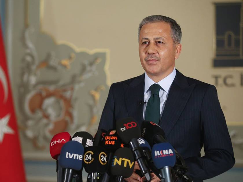 وزير الداخلية التركي .. يعلن القبض على منفذي هجوم كنيسة «سانتا ماريا» بإسطنبول