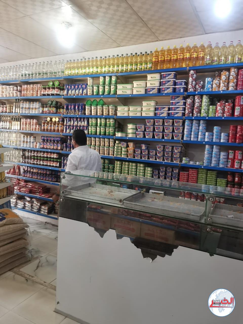 ضبط مواد غذائية ومخصبات زراعية بحملات تموينية في البحيرة.. صور