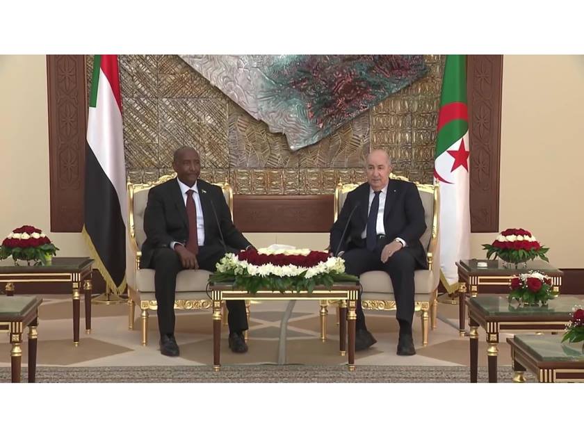 تبون والبرهان .. يبحثان تعزيز العلاقات بين الجزائر والسودان