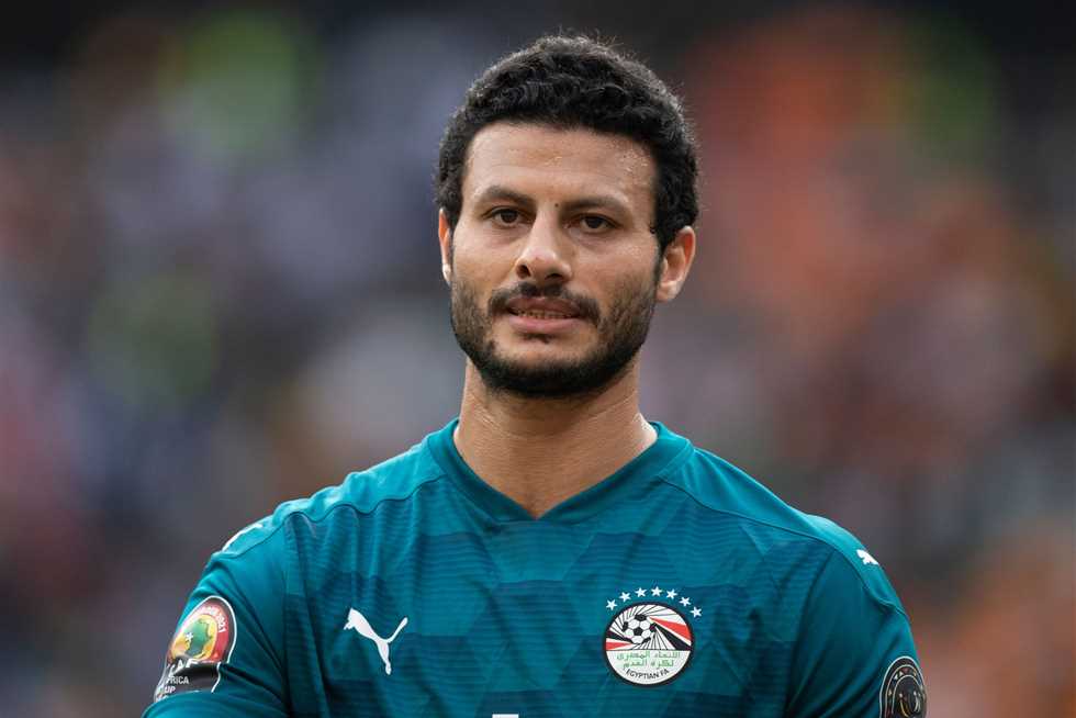 كل ما تريد معرفته عن عقد محمد الشناوي الجديد مع الأهلي