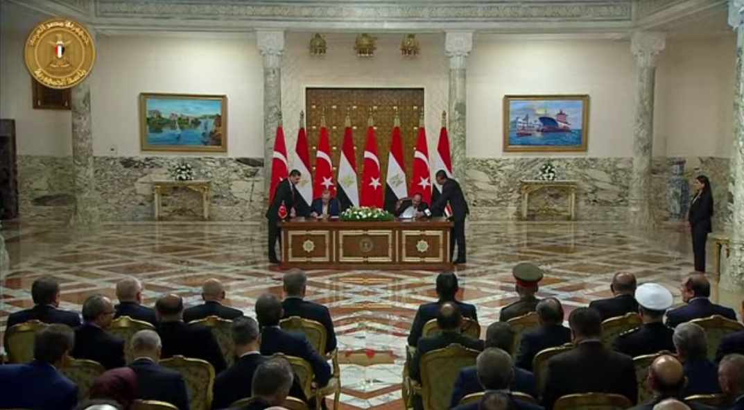 السيسى وأردوغان يوقعان الإعلان المشترك حول إعادة تشكيل اجتماعات مجلس التعاون الاستراتيجي رفيع المستوى