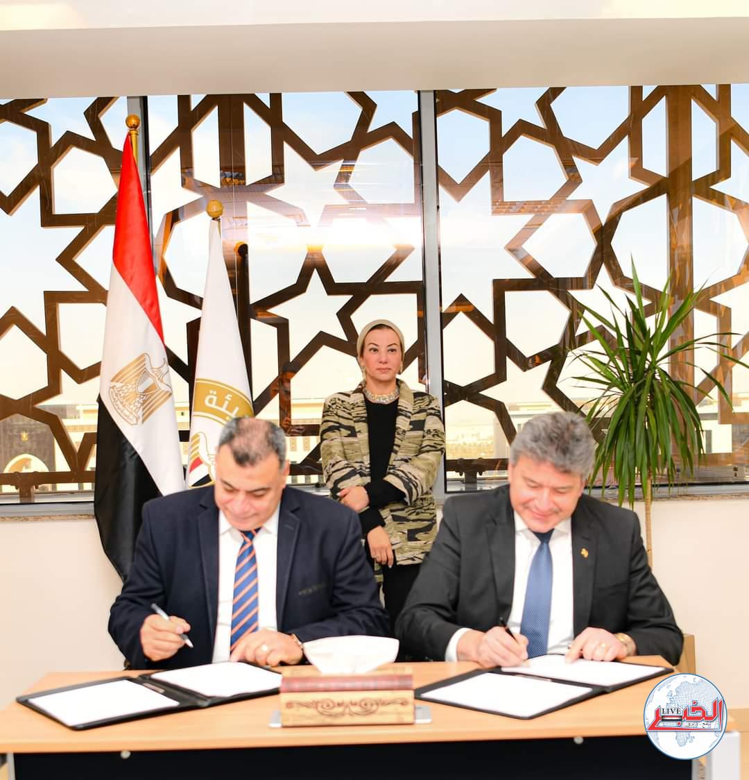 وزيرة البيئة:تعزيز دور مؤسسات المجتمع المدني العاملة فى إدارة المخلفات لتعظيم الاستفادة