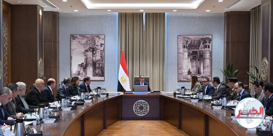 رئيس الوزراء يتابع مستجدات موقف تنفيذ مشروعات المبادرة الرئاسية "حياة كريمة"