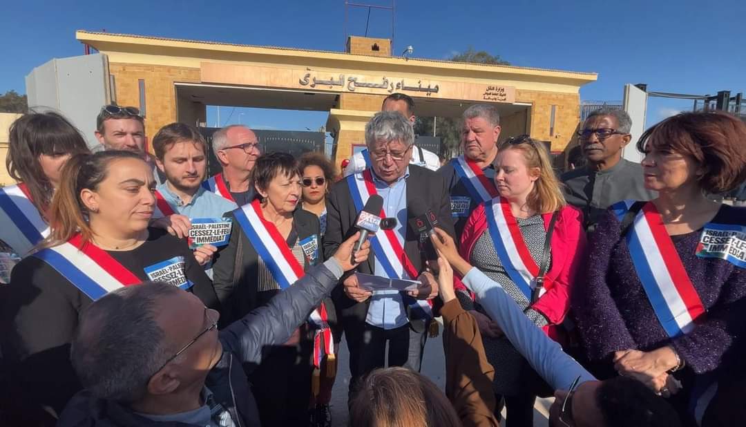 وفد برلمانى فرنسى يطالب بوقف إطلاق النار فى غزة