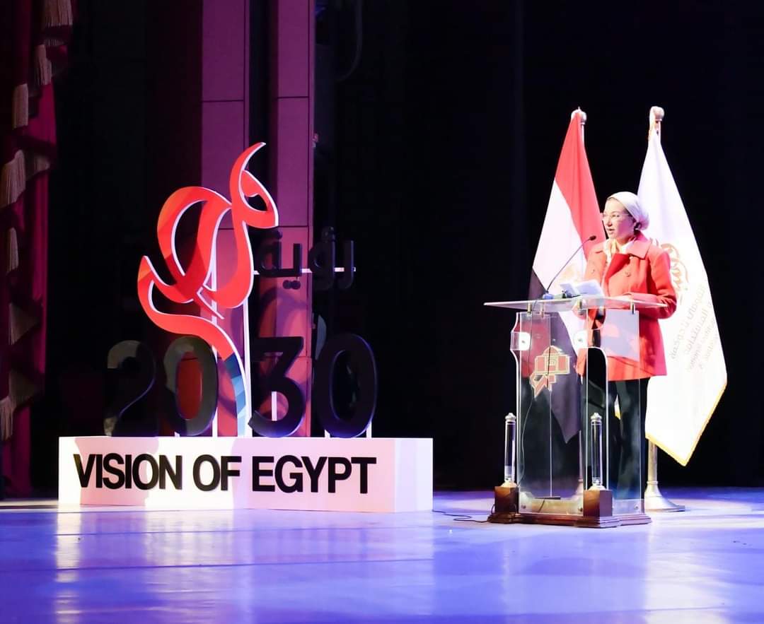 وزيرة البيئة:"كن سفيرا" نموذج للاستثمار الجيد في المورد البشري