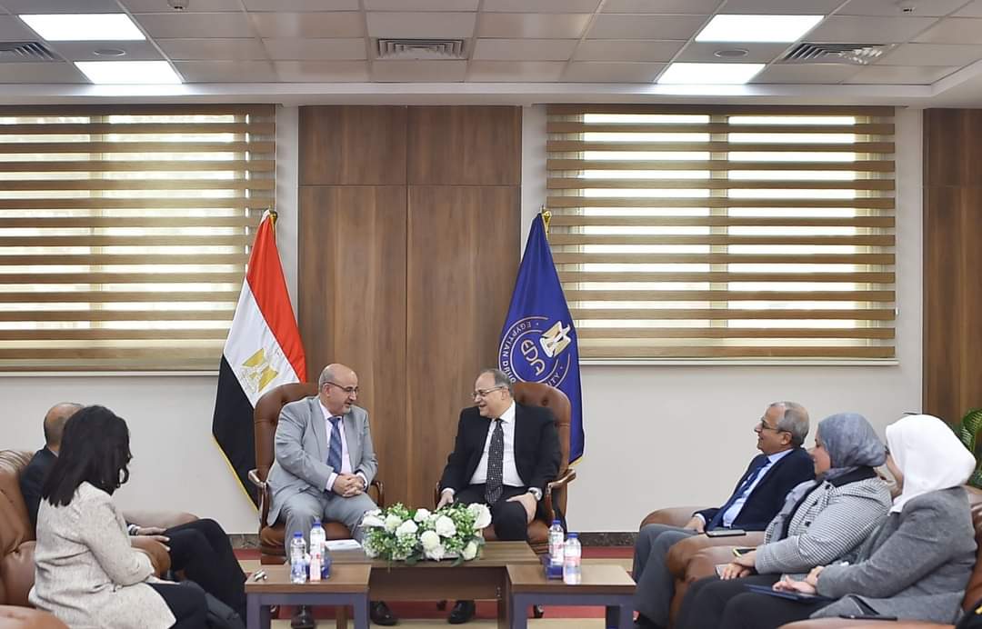 رئيس هيئة الدواء يبحث مع منظمة الصحة العالمية التعاون المشترك 