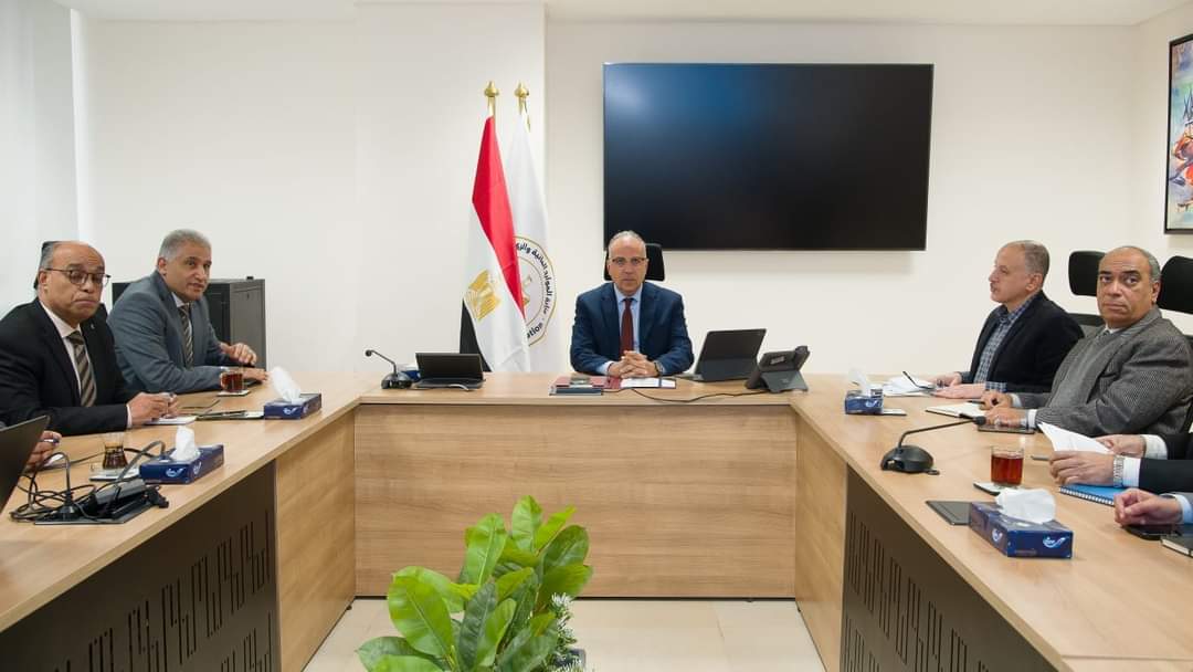الإنتهاء من الرسومات التصميمية والاشتراطات الفنية وبنود الأعمال لمشروع قنطرة فم بحر مويس