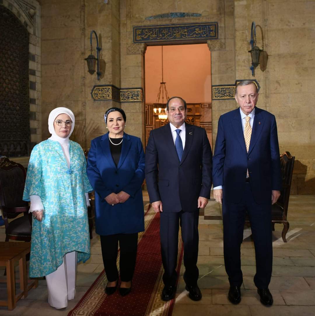 السيسى وأردوغان فى مسجد الإمام الشافعى