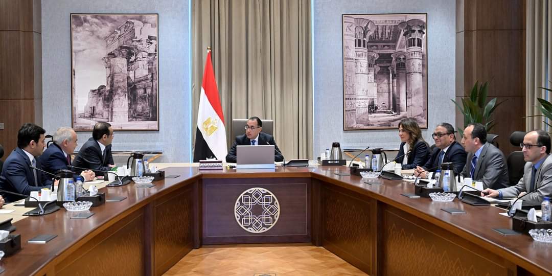 رئيس الوزراء يلتقى رئيس مجلس إدارة الشركة المصرية- الكويتية القابضة
