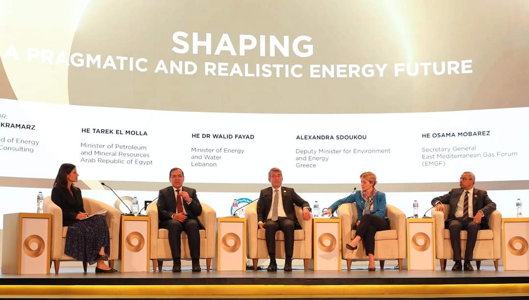 الملا : إعادة تحديث إستراتيجية الطاقة بمصر للوصول بنسبة الطاقات المتجددة إلى 60 ٪بحلول 2030