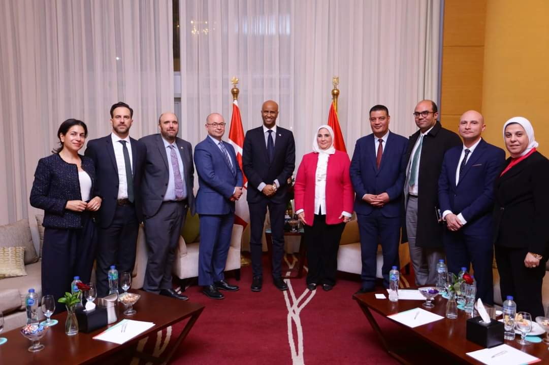 وزير التنمية الكندى : نثق فى قدرات الحكومة المصرية لتذليل أي تحديات إدارية تشوب عمليات نقل المساعدات الإنسانية إلى غزة