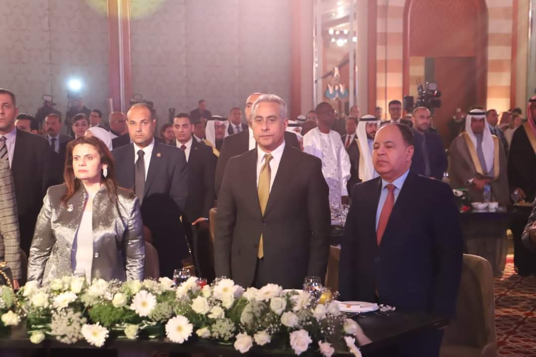 وزير العمل يشارك السفارة الكويتية بالقاهرة احتفالها بالعيد الوطنى الـ63