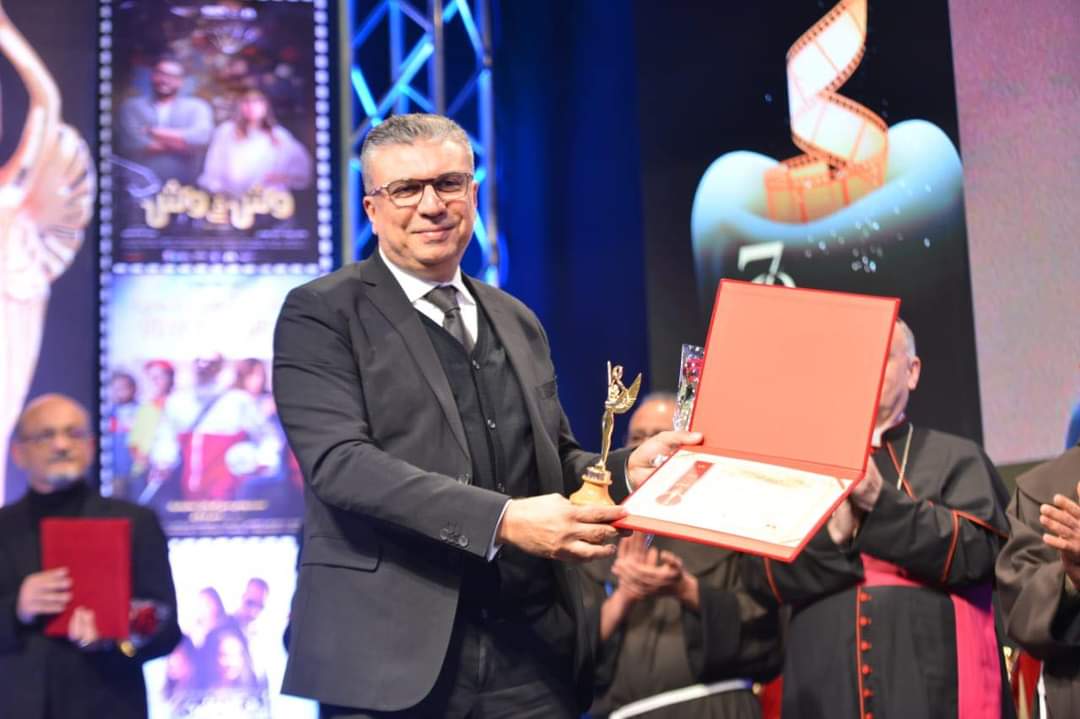 جائزة التميز للإعلامى عمرو الليثى من مهرجان المركز الكاثوليكى