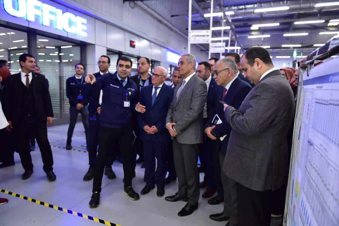 100 مليون دولار استثمارات مصنع الضفائر الكهربائية بجنوب بورسعيد