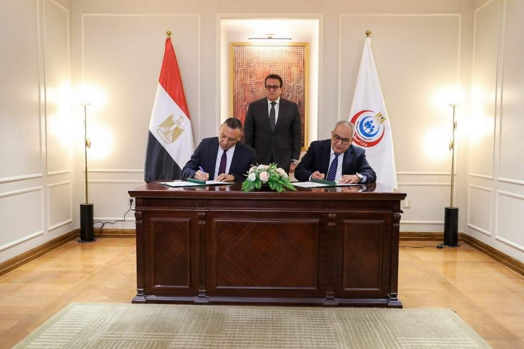 بروتوكول تعاون بين الصحة و«نوفارتس مصر» لتحديث النظام المميكن للقساطر القلبية