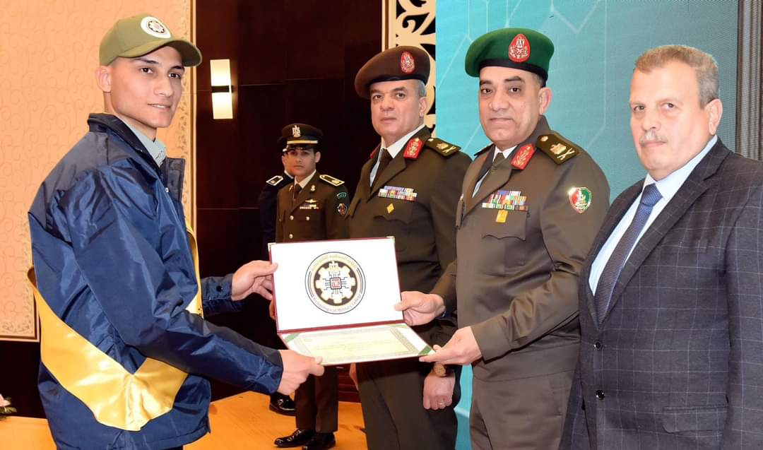 تخرج دفعة فنيين ب"هيئة السكك الحديد" بعد إتمام دراستهم بالكلية العسكرية التكنولوجية