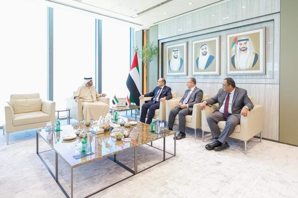 وزير التجارة والصناعة ونظيره الإماراتى يبحثان تعزيز العلاقات الإقتصادية المشتركة بين البلدين