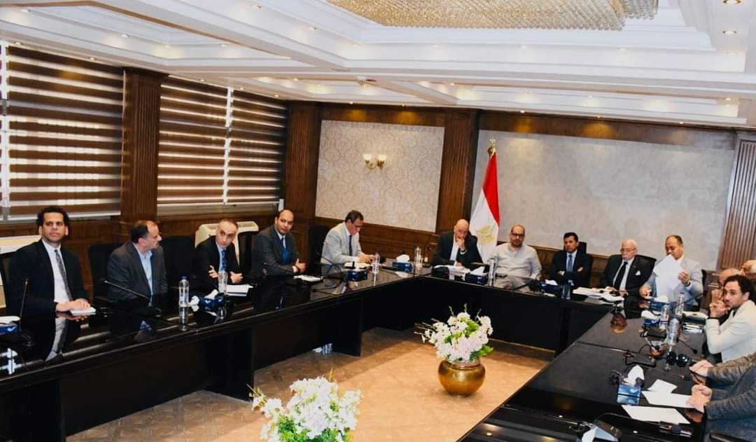 وزير الرياضة يناقش استعدادات مشاركة مصر فى دورتى الألعاب الإفريقية والأوليمبية