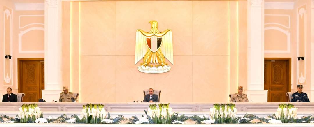 الرئيس : نعتز بتضحيات وعطاء القوات المسلحة فى الحفاظ على الوطن وحماية الأمن القومى