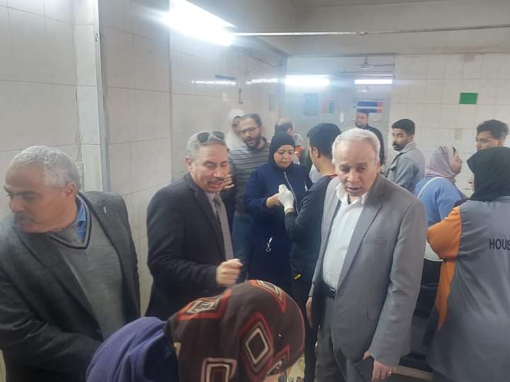 ميكروباص المنيا انقلب.. إصابة 14 وأبو سداح يطمئن على المصابين