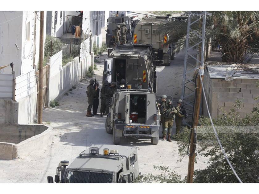 قوات الاحتلال اعتقلت 6950 فلسطينيا من الضفة الغربية .. منذ بدء العدوان على غزة