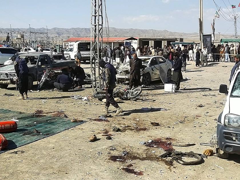 مقتل عشرة أشخاص وإصابة آخرين .. في انفجار قنبلة جنوب غربي باكستان