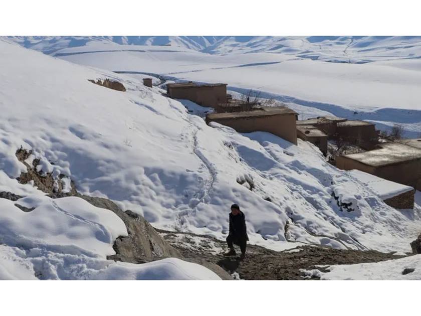 مصرع 6 أشخاص واحتجاز 30 آخرين .. في انهيار ثلجي بأفغانستان