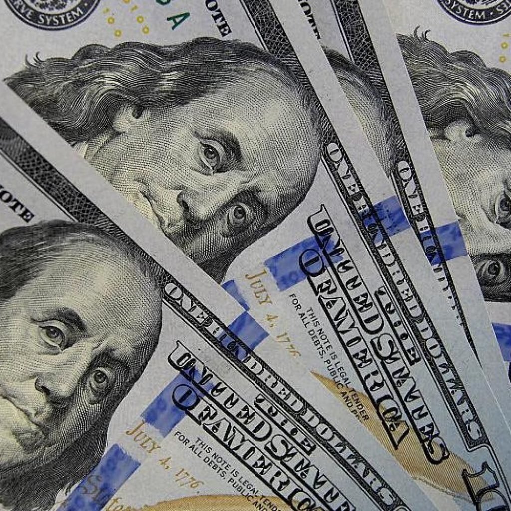 سعر صرف الدولار اليوم الإثنين 26-2-2024 في البنوك المصرية