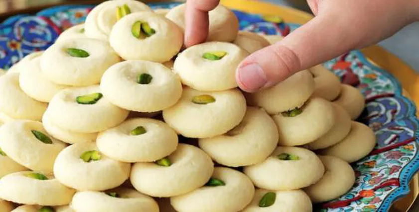 طريقة تحضير الغربية في منزلك بسهولة زي المحلات