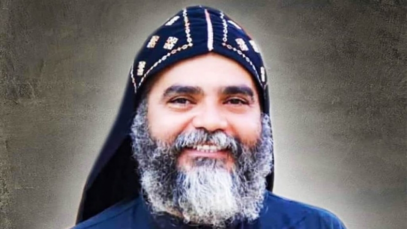 كل ما تريد معرفته عن القمص انسطاسي السرياني أسقف نجع حمادي الجديد