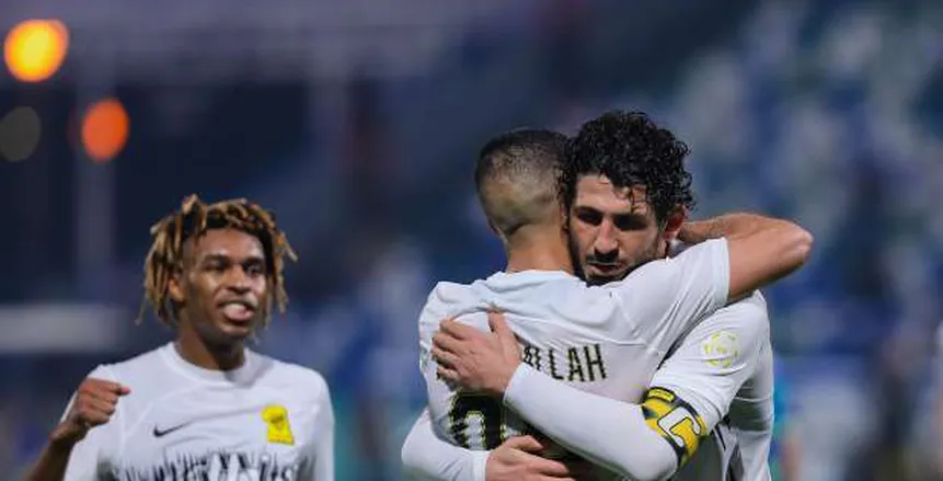 اتحاد جدة يهزم الفتح برباعية في الدوري السعودي.. فيديو