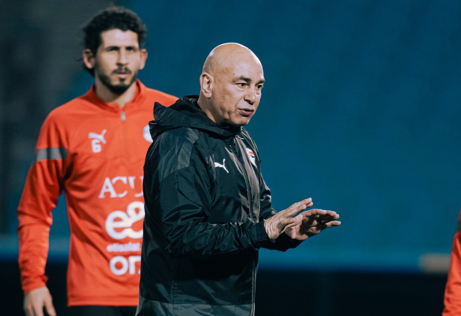 العميد يطيح بـ 4 لاعبين من المنتخب الوطني بمعسكر يونيو المقبل