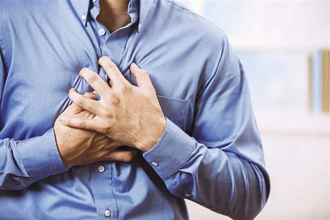 ما هي أعراض الإصابة بالأزمة القلبية المفاجئة؟