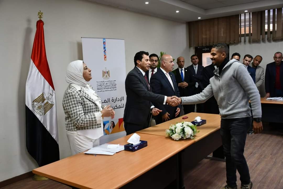 وزير الرياضة : دورات للشباب فى أهمية المشروعات الصغيرة وإعداد دراسات الجدوى الاقتصادية
