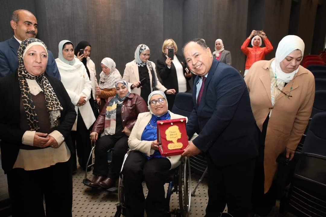 المرأة المصرية تتمتع بكل حقوقها فى عهد الرئيس السيسى