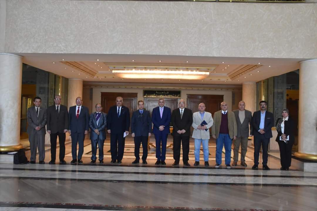 الإنتاج الحربى : ندوة تثقيفية بالمنشآت التعليمية للانتاج الحربى حول المتغيرات الدولية وتأثيرها على الأمن القومى 